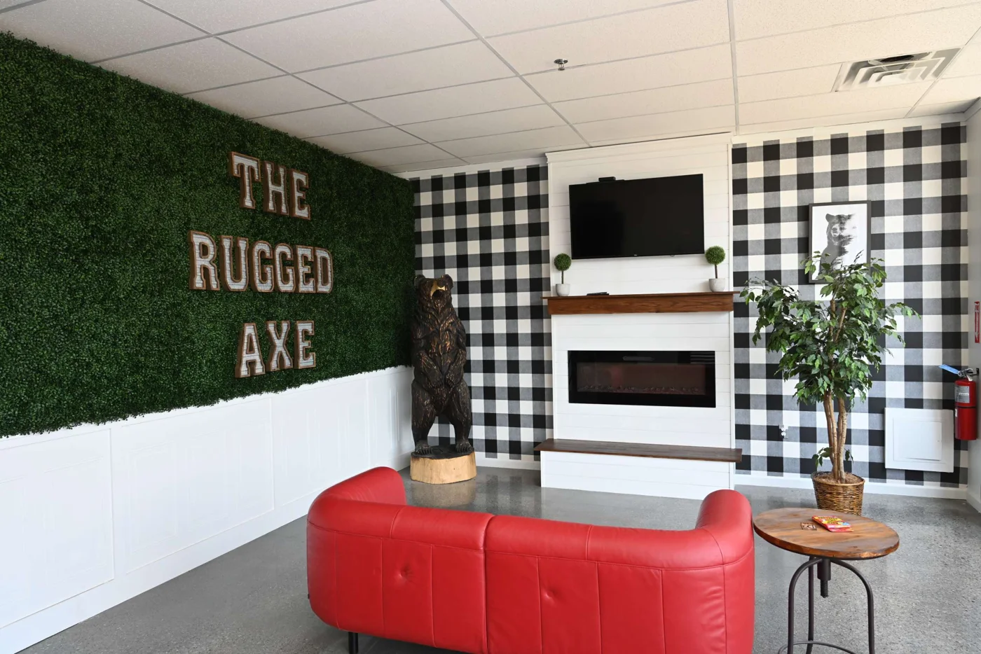 The Rugged Axe, business photo 2